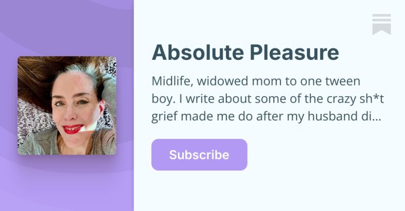 Amy Gabrielle Substack - Download Classic Gradient Wallpaper | HD