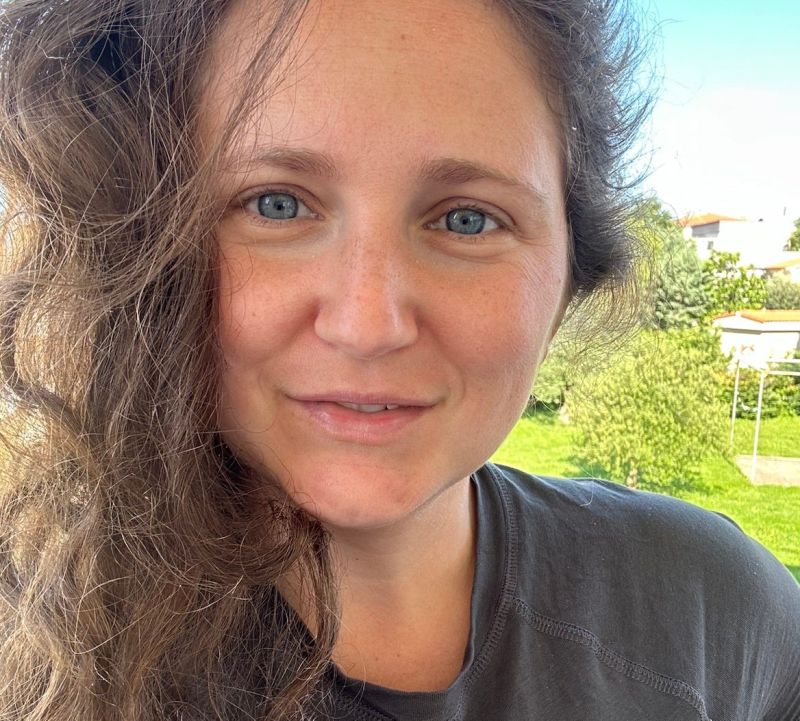 Transitics Aleksandra Substack - Desktop Gradient Pictures for Desktop