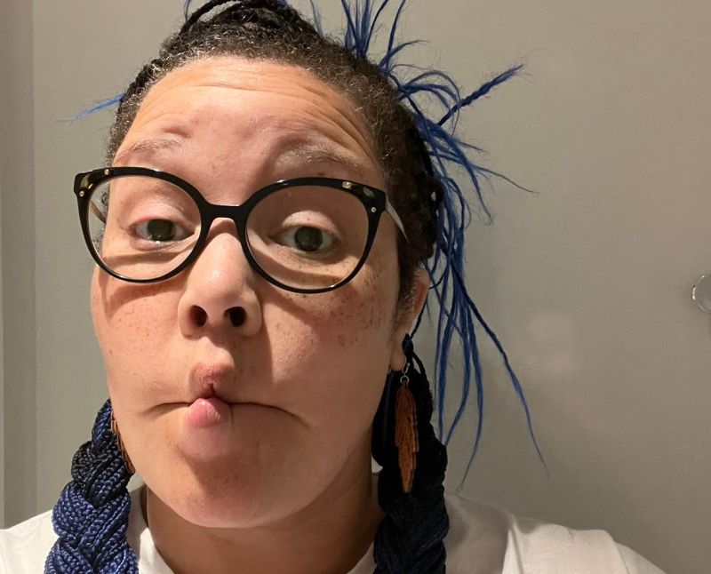 Danielle H Substack - High Quality Minimal Picture - Retina