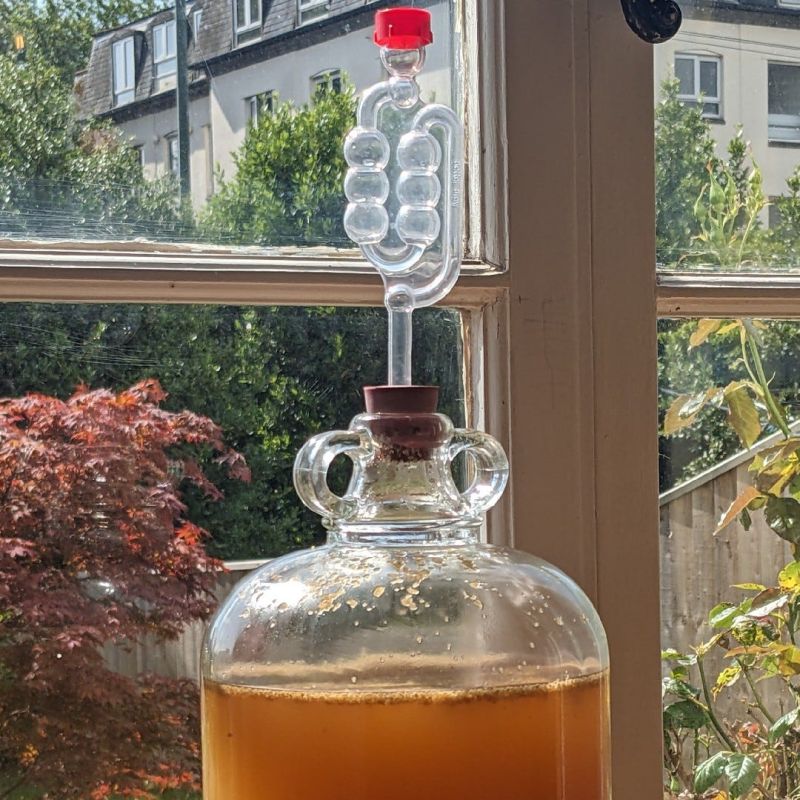 Hugo Substack - City Wallpaper Collection - HD Quality