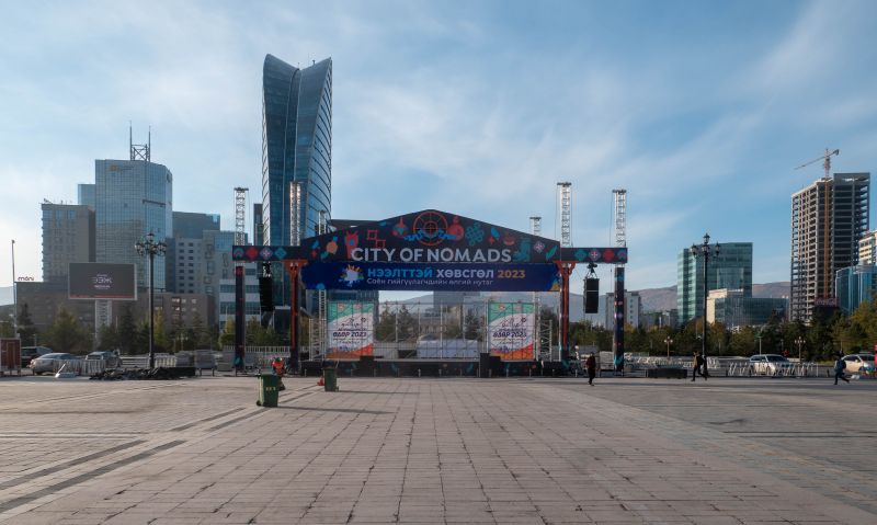 Walking Ulaanbaatar Mongolia - Full HD Ocean Patterns for Desktop