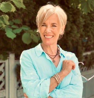 Donna Mcarthur Substack - Premium Light Background Gallery - 8K