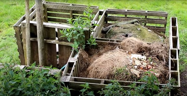 Create A Multiple Compost Bin System For Efficient Composting By Huw - Best Abstract Designs in 4K