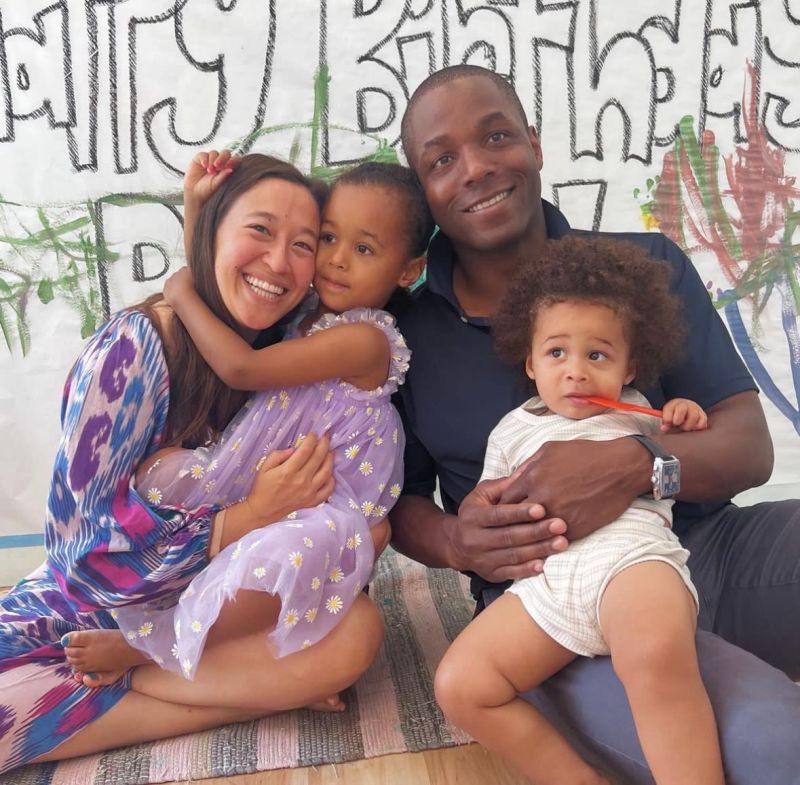 About Olivia Wright - Download Modern Sunset Pattern | Mobile