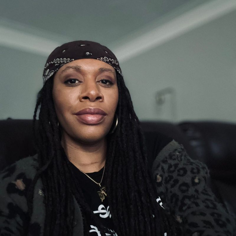 Alex Byrne Substack - Download Classic Minimal Image | 8K