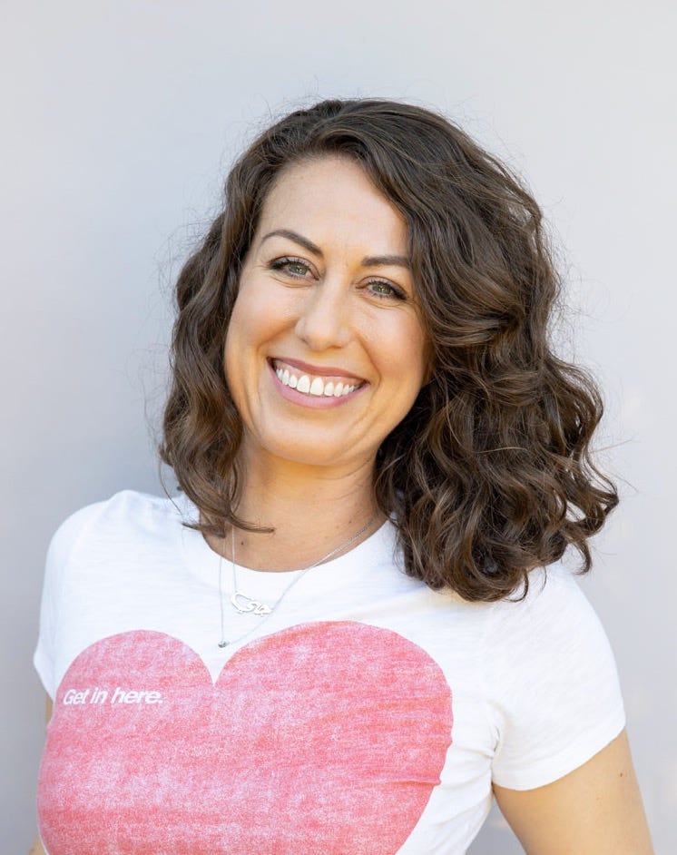 Language Intimate Jenny Bourn Substack - 4K Vintage Textures for Desktop