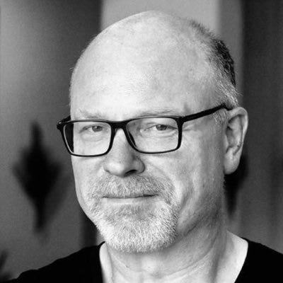 About Ray Edwards Medium - Perfect HD Geometric Images | Free Download