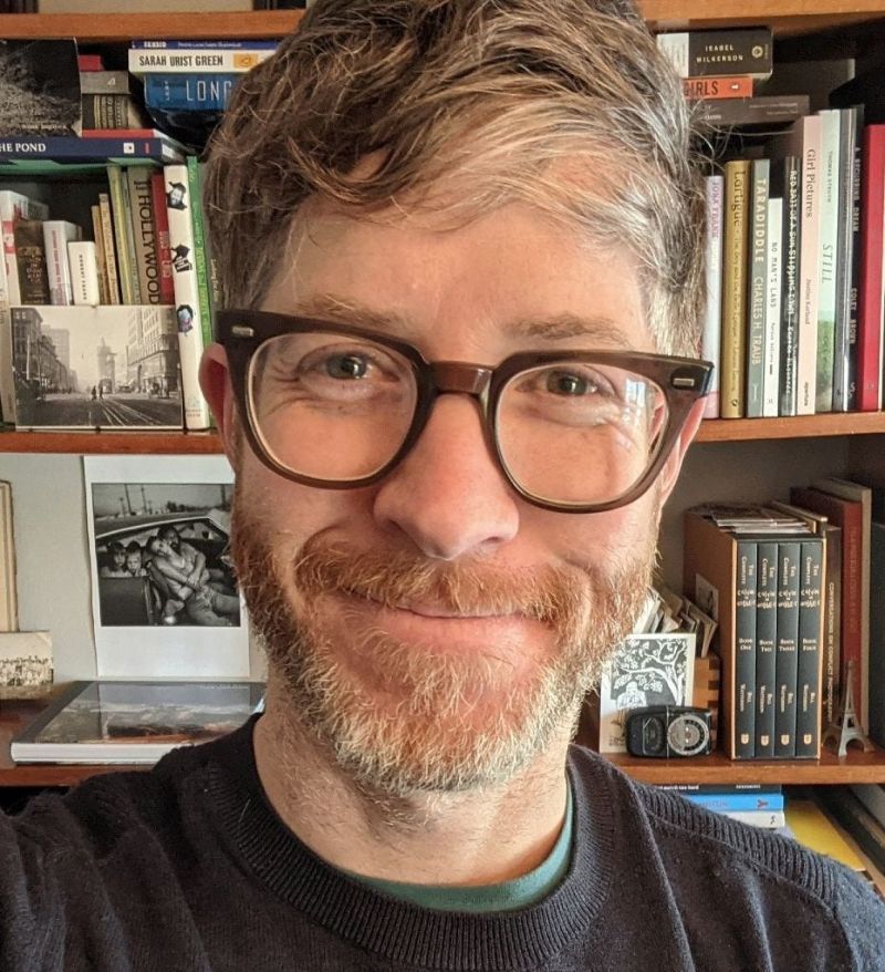 Andy Adams Substack - Download Elegant Vintage Image | 4K