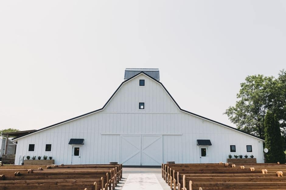 The Most Important Things to Check Before Booking a Wedding Venue