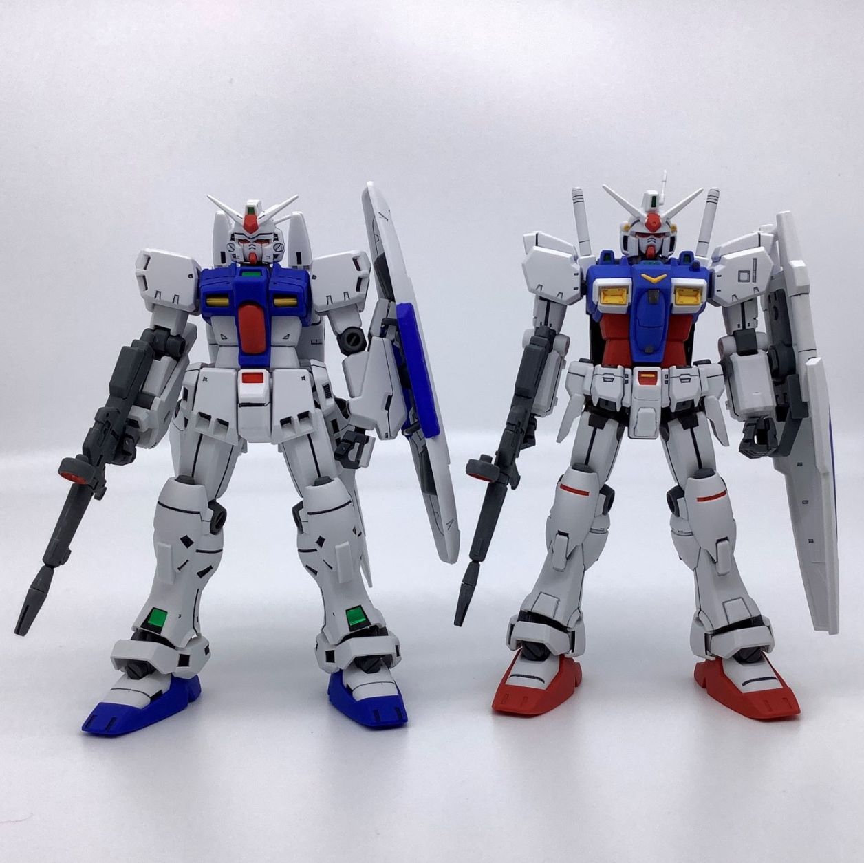 HGUCガンダムGP03ステイメンとガンダムGP01ゼフィランサスの比較