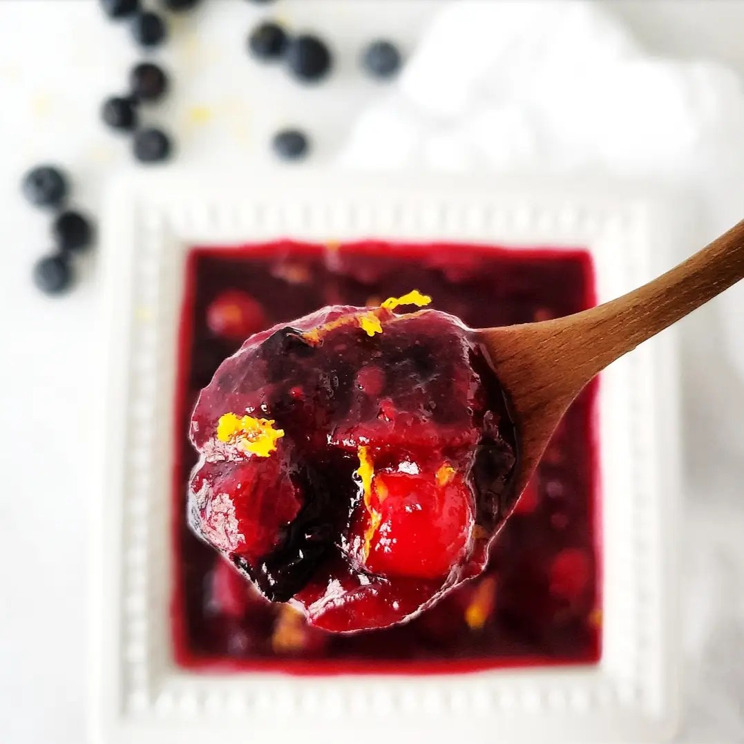homemade cranberry blueberry sauce