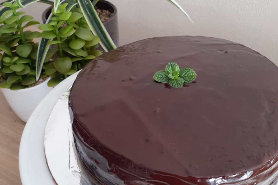 Steamed Chocolate Cake with Chocolate Sauce