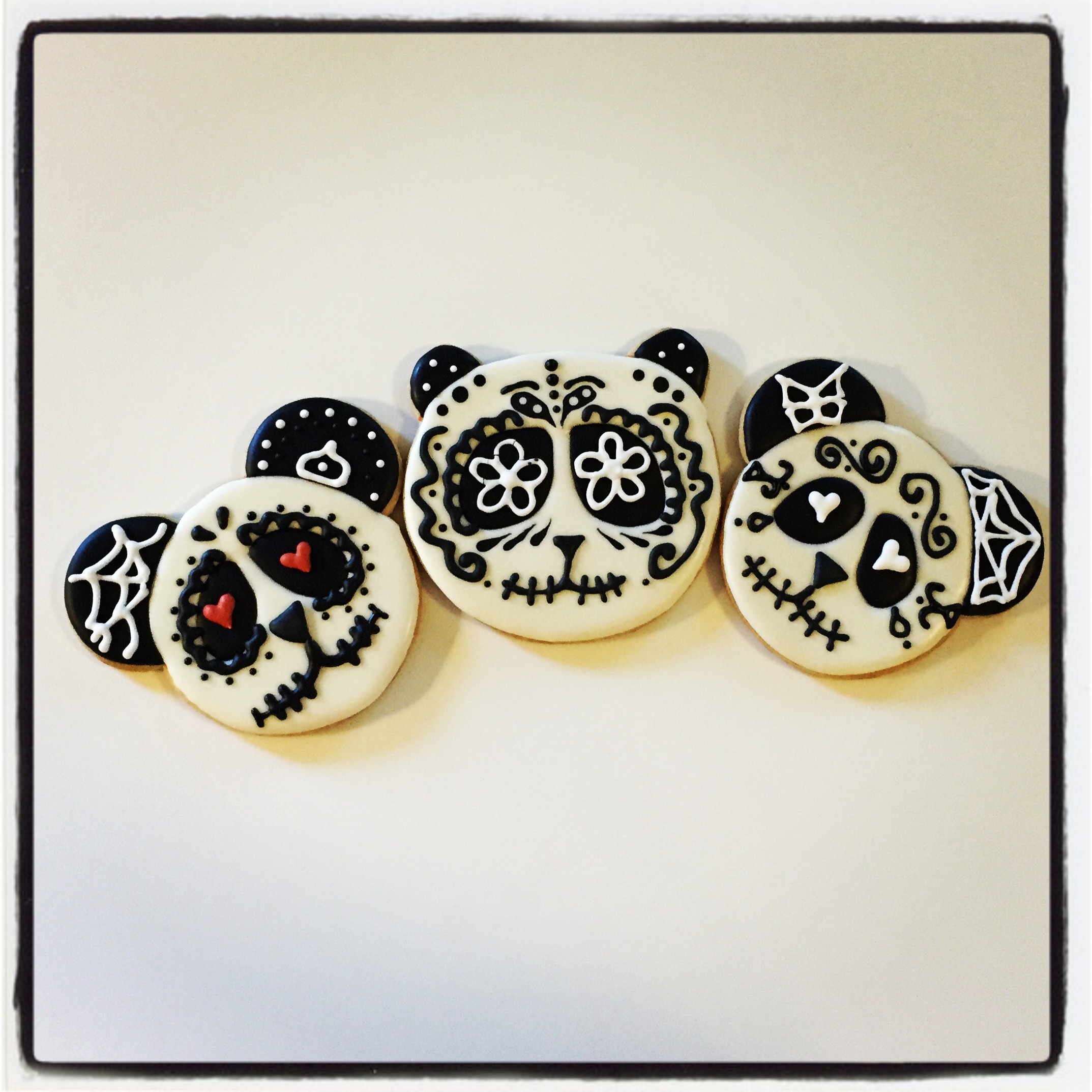 cute-panda-calavera-cookies