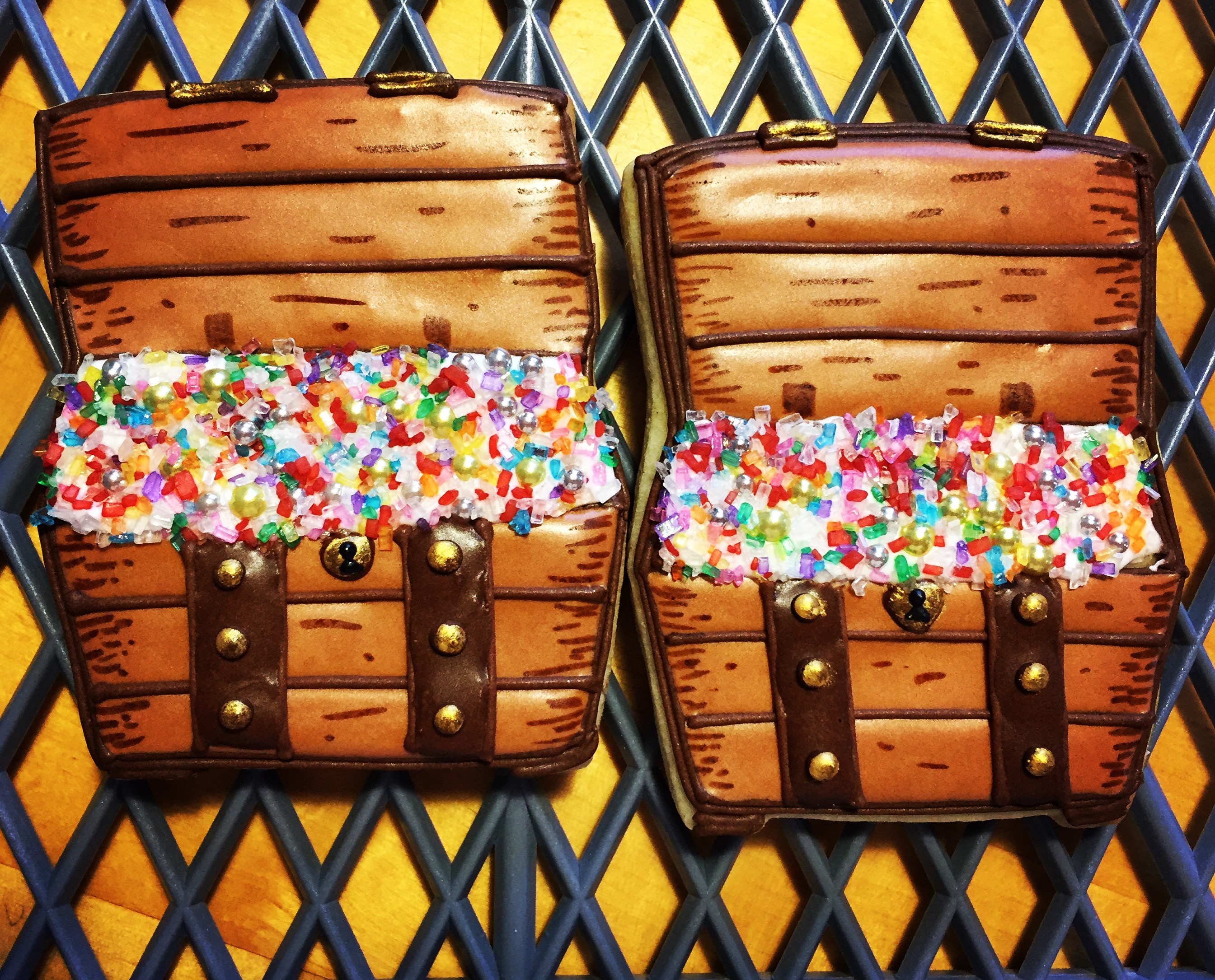 treature-chest-cookies