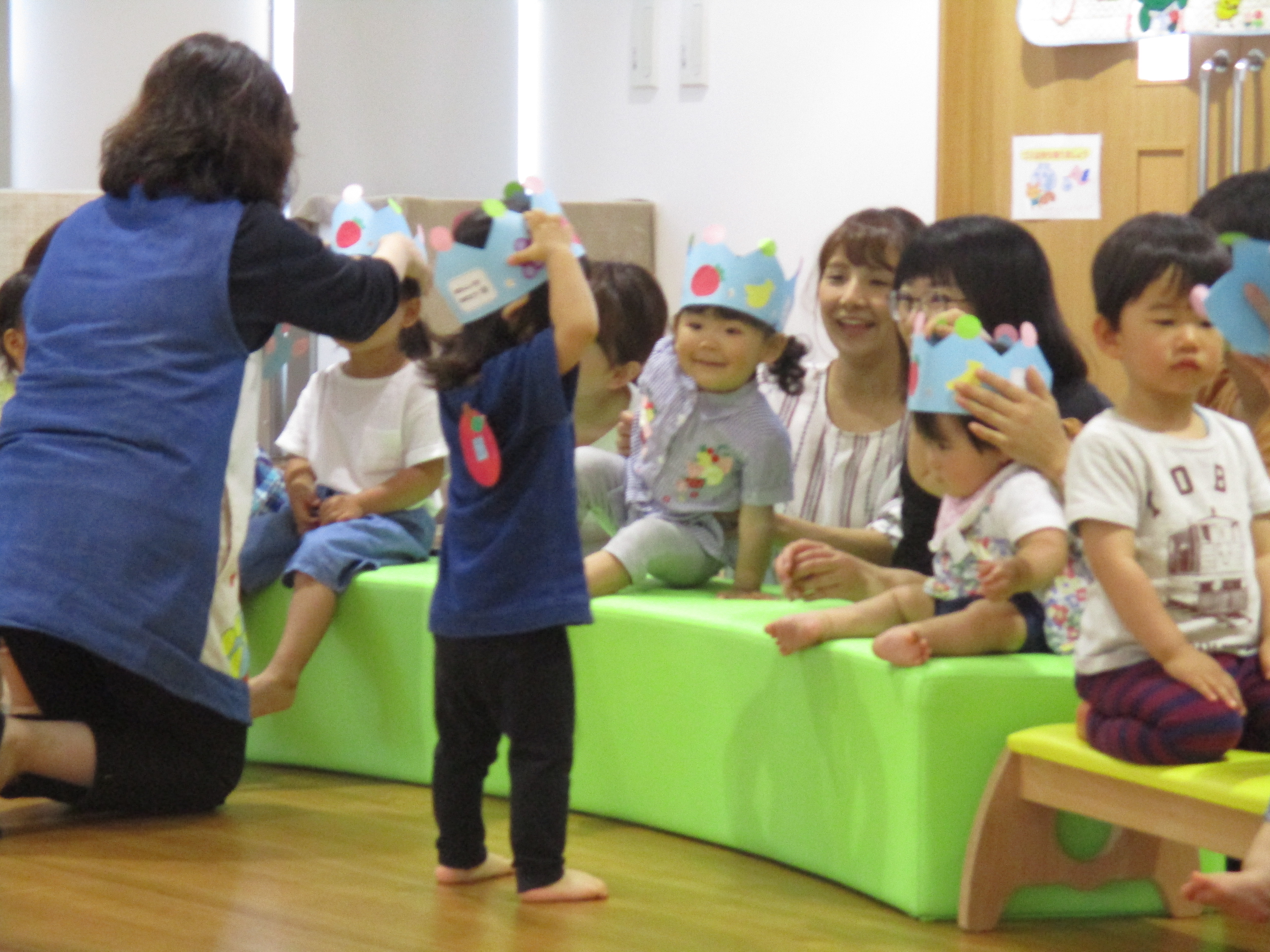 かんむりステキでしょ？