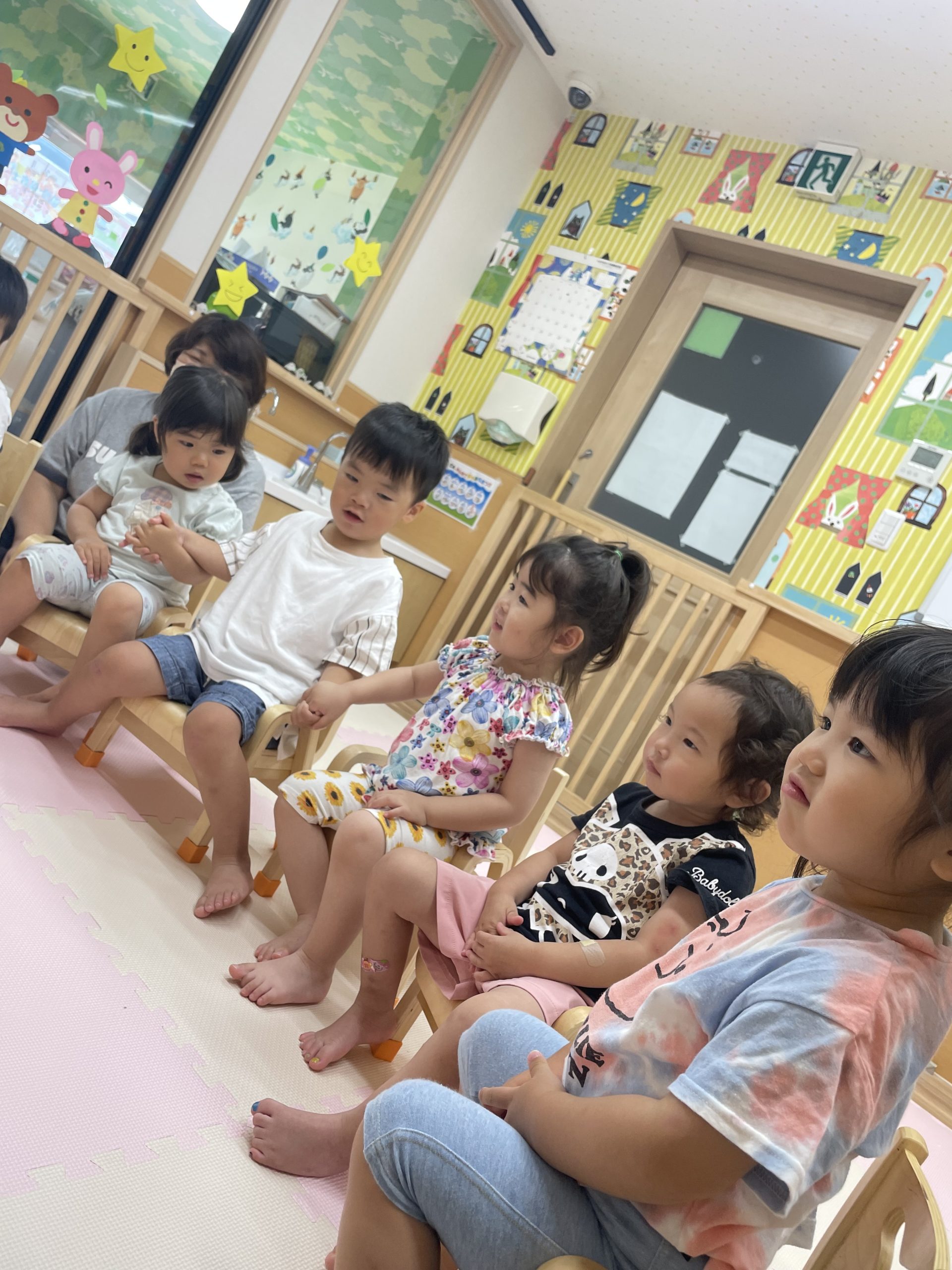 (親子園)絵本の会