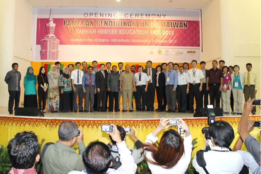 IAIN Gelar Pameran Pendidikan Taiwan