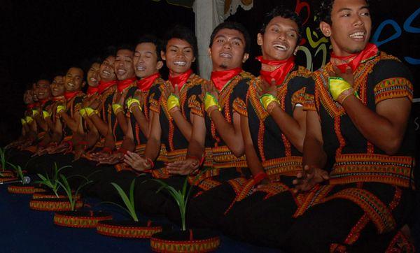 Sanggar Seulaweuet Adakan Pi-AGaM 2014