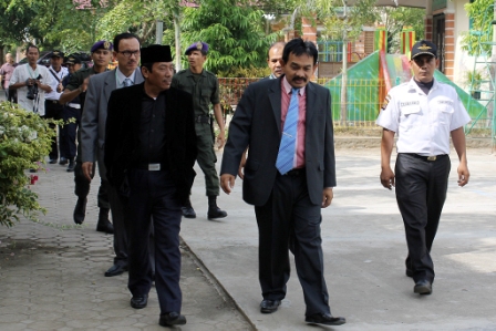 Rektor Tinjau Tes UM-PTKIN
