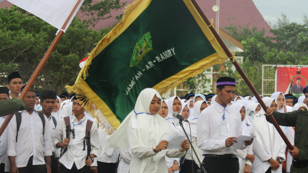 Kampus Keluarkan Mahasiswa Pelanggar Syariat