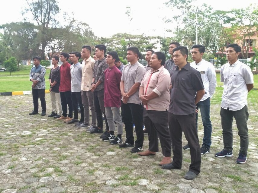 Hari Ini, Pengurus dan 20 Pemain UKM Futsal UINAR Dikukuhkan