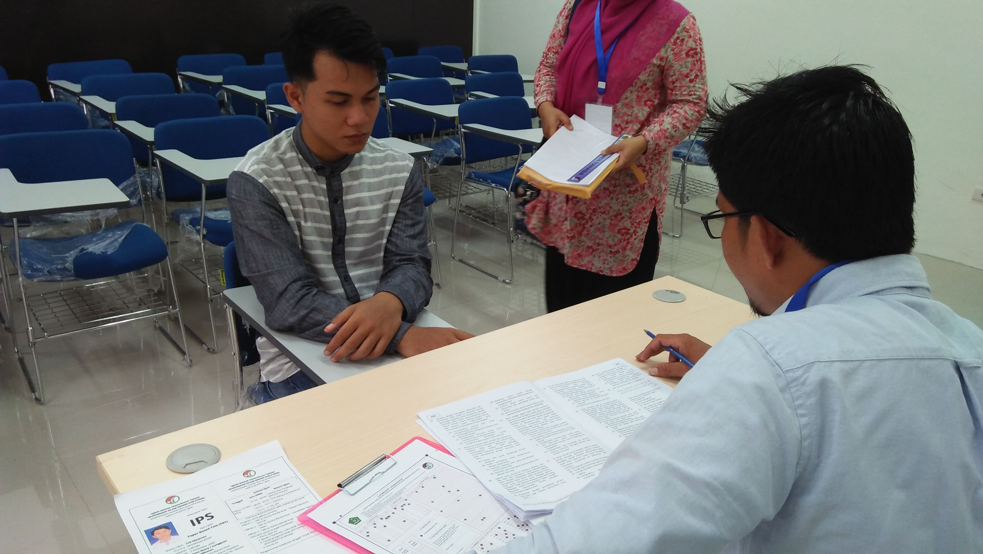 Dua Disabilitas Ikuti UM-PTKIN di UIN Ar-Raniry