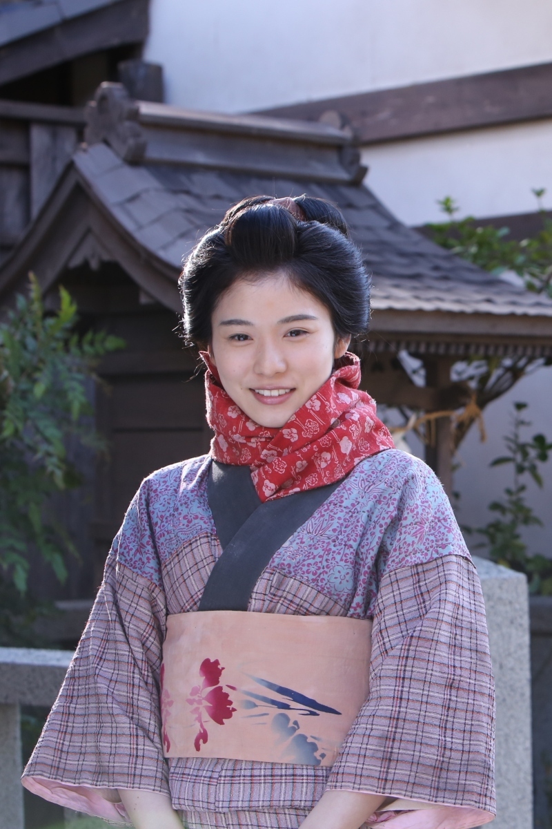 松岡茉優泳裝鬆岡茉優 Qmog Fi