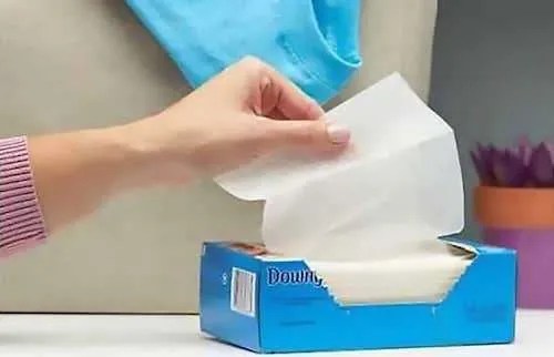 use dryer sheets for absorbing odors from clothing or hair