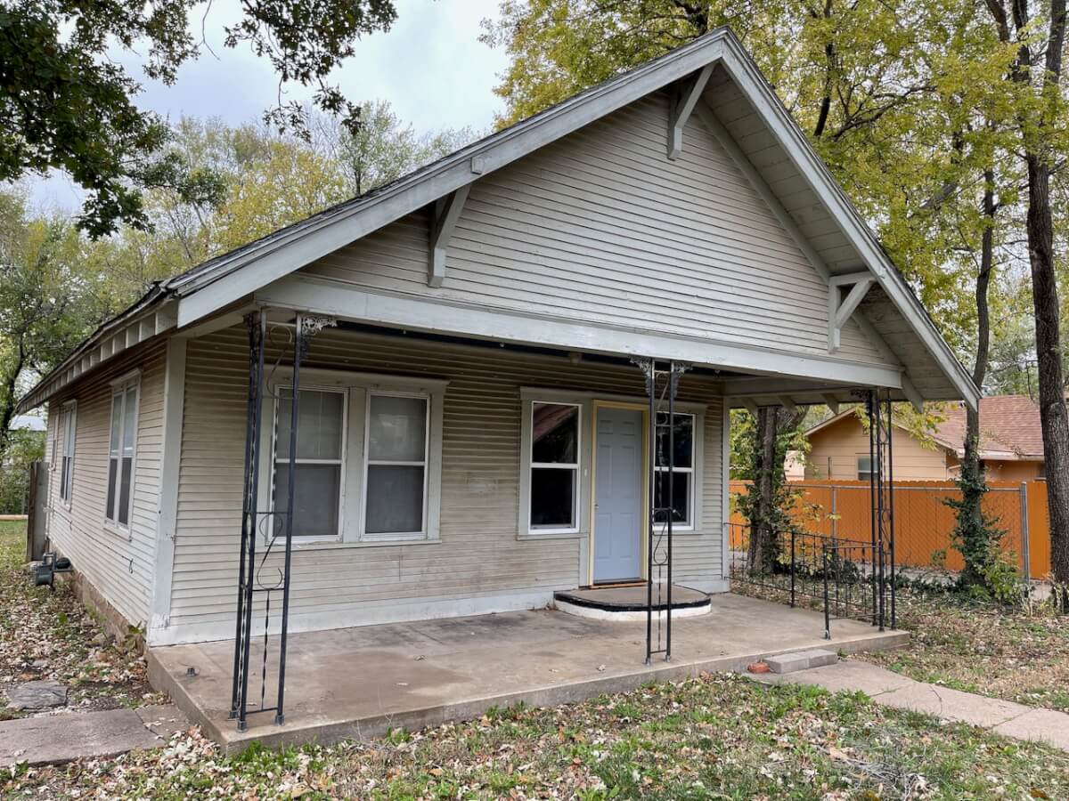 225 S Poplar, El Dorado Kansas 67042