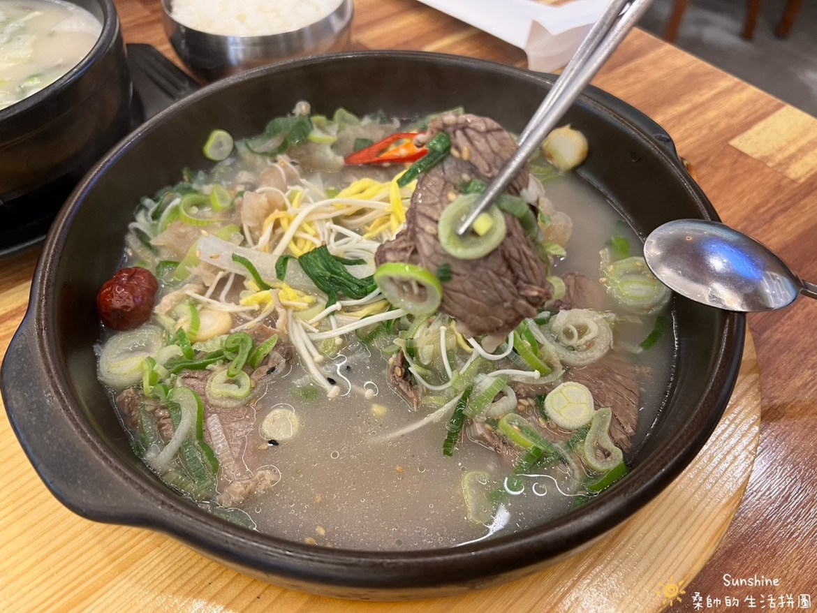 【釜山美食】南浦商圈傳統牛骨熬煮 《南浦雪濃湯》湯頭濃郁卻清爽! 8 20240814133937 0 a7b30c