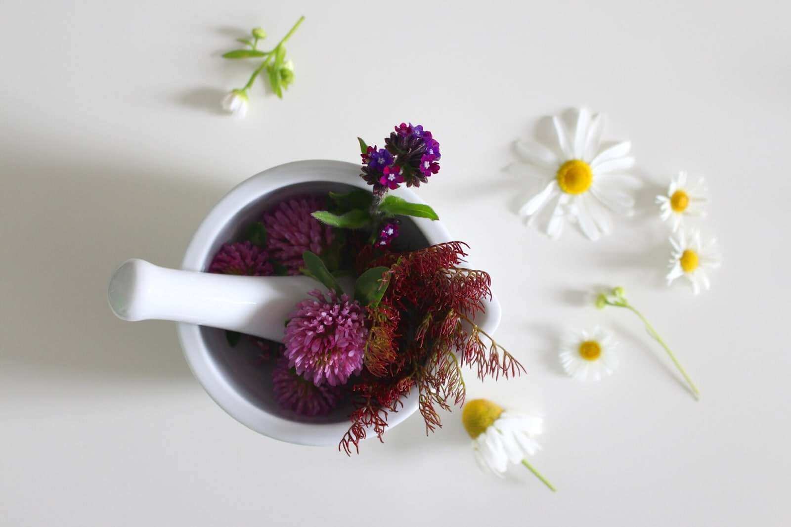 5 Natural Relaxation Remedies To Help Counter Stress Levels