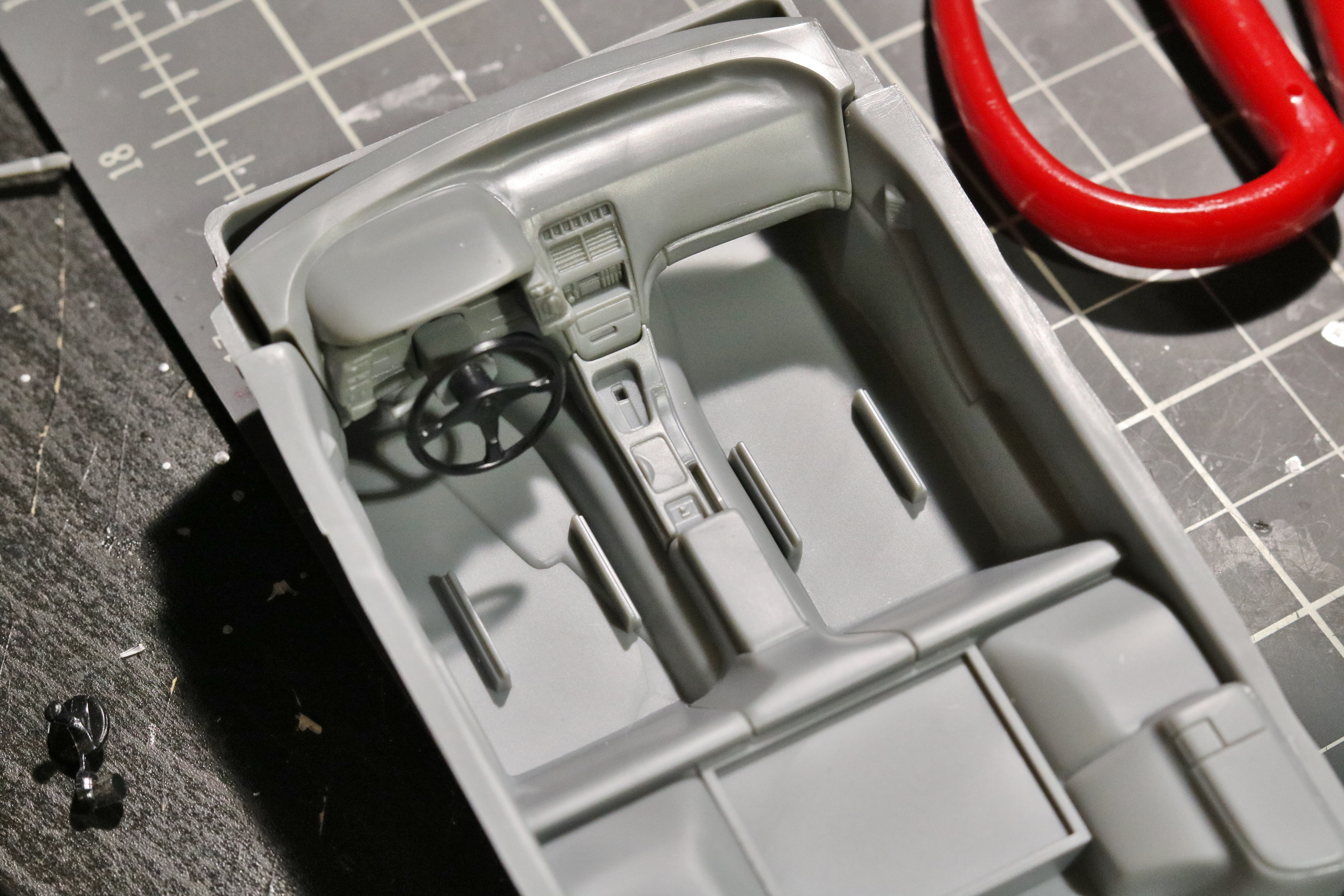 Fujimi Nissan Fairlady 300ZX Z32 (Young Town Series) – Supar Robo