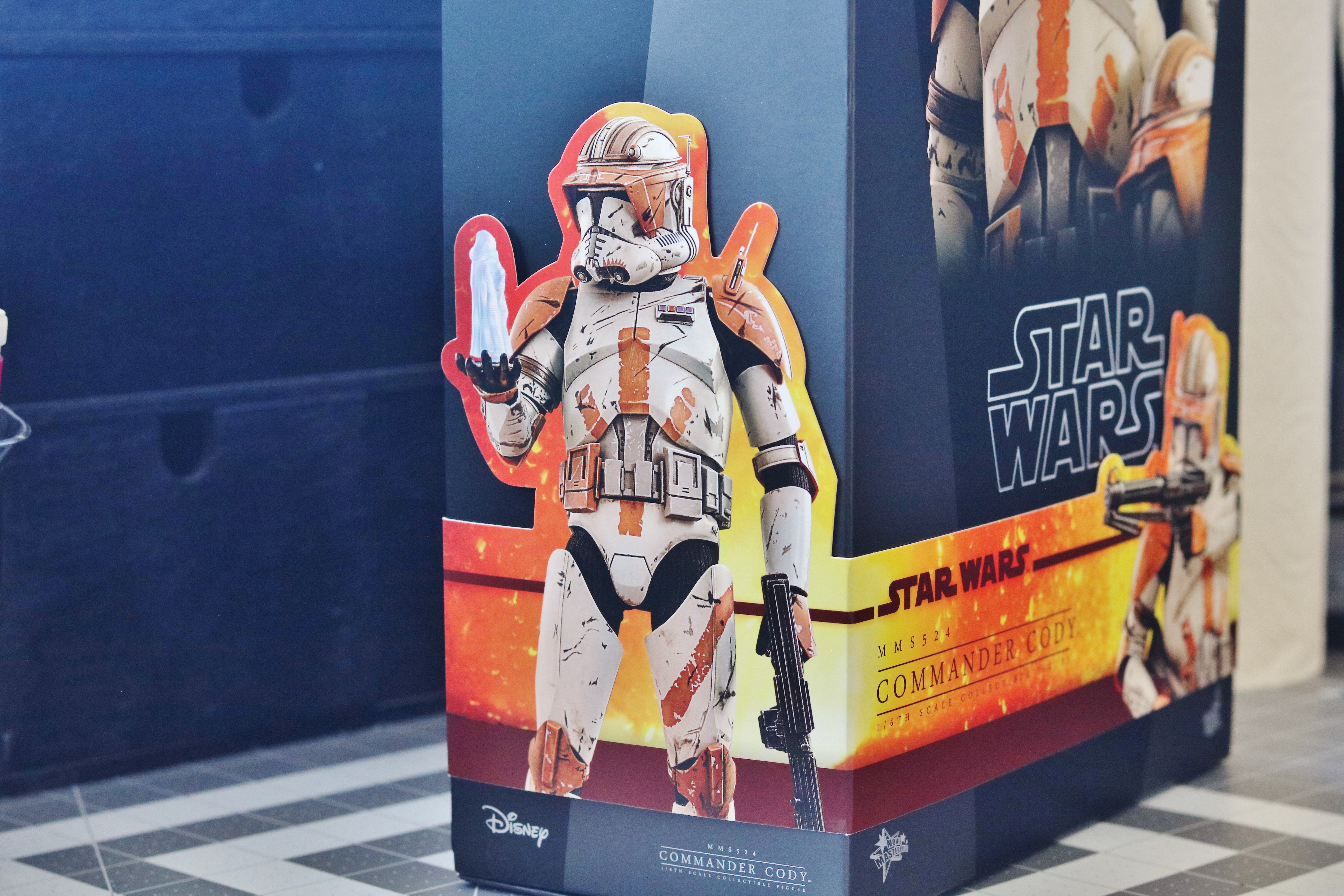 Hot Toys 1/6 Movie Masterpiece Commander Cody – Supar Robo