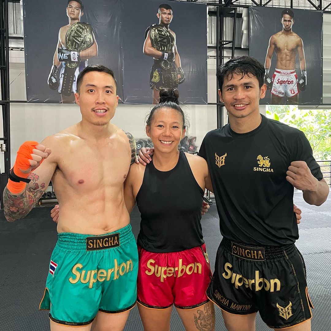 Buy Superbon Muay Thai Shorts RED GOLD Superbon Muay thai
