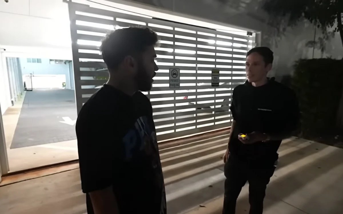 World's Top Hacker Opens $10M Warehouse Gate in Seconds – How Secure Is Your Property? (2026)