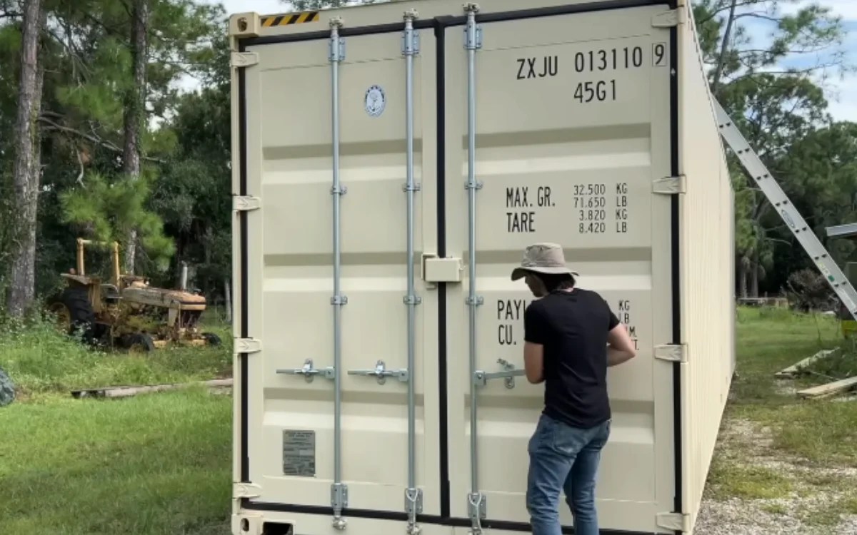 Unboxing a 10,000lb EV Tractor from China: A Florida Man's Adventure (2026)