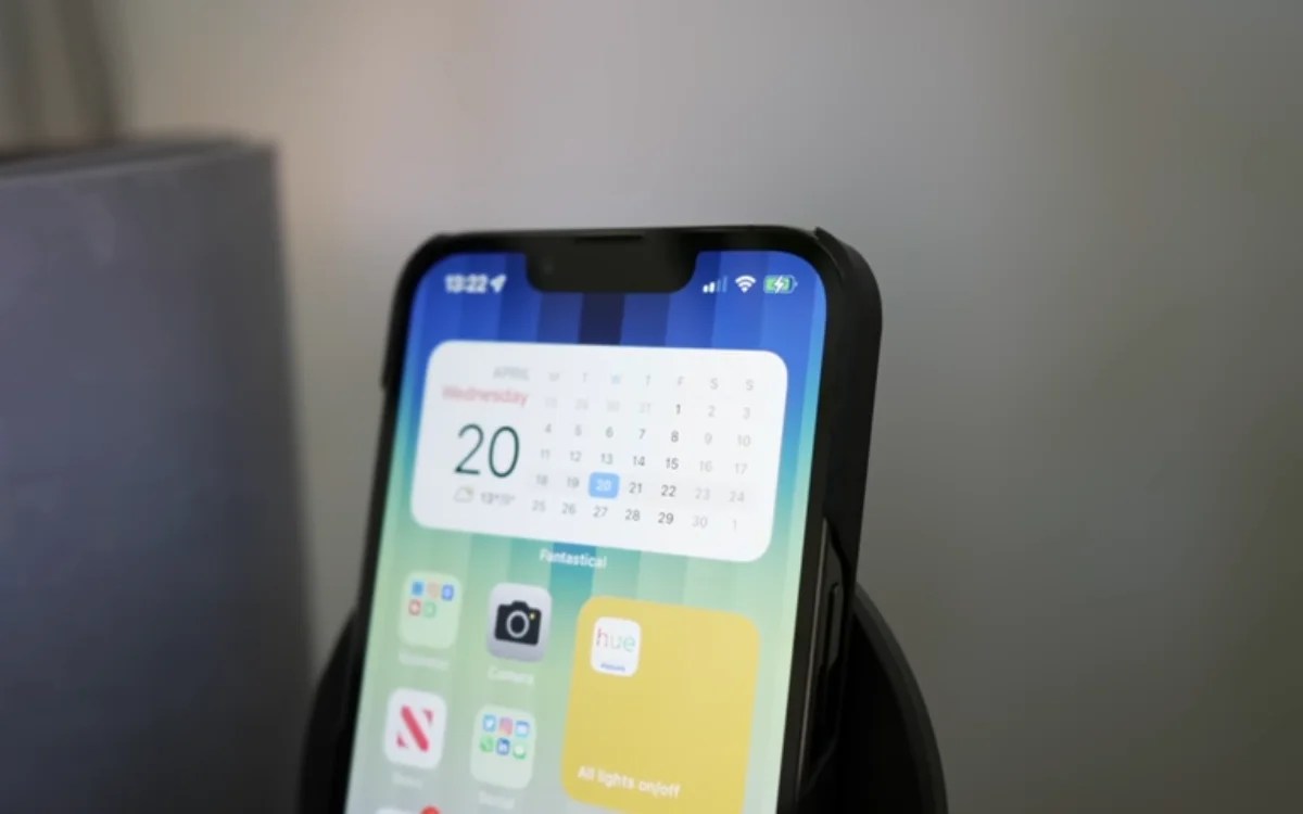 iPhone Battery Myths BUSTED! What You REALLY Need to Know to Extend Battery Life (2026)