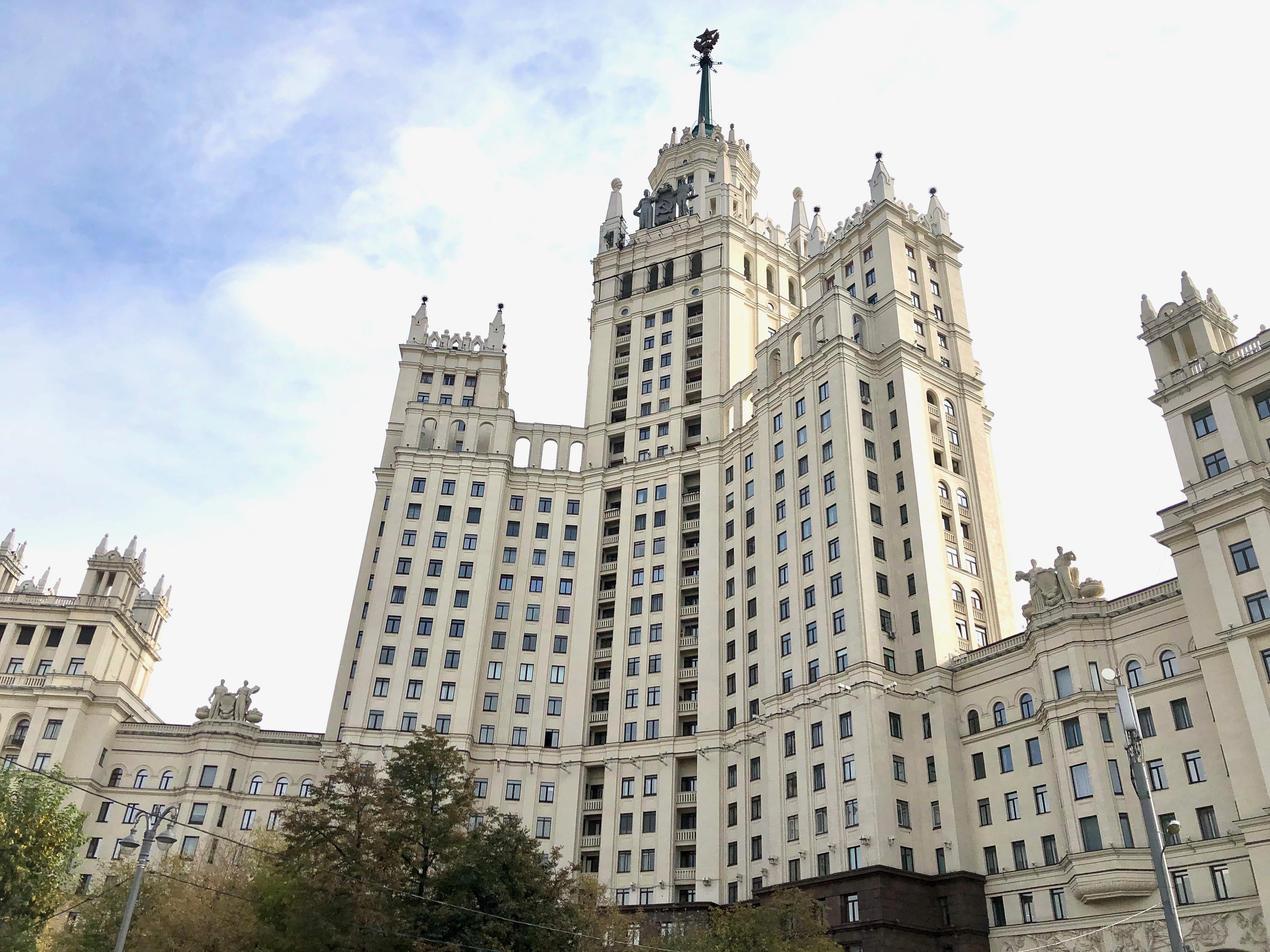 Moskau Embankment Building
