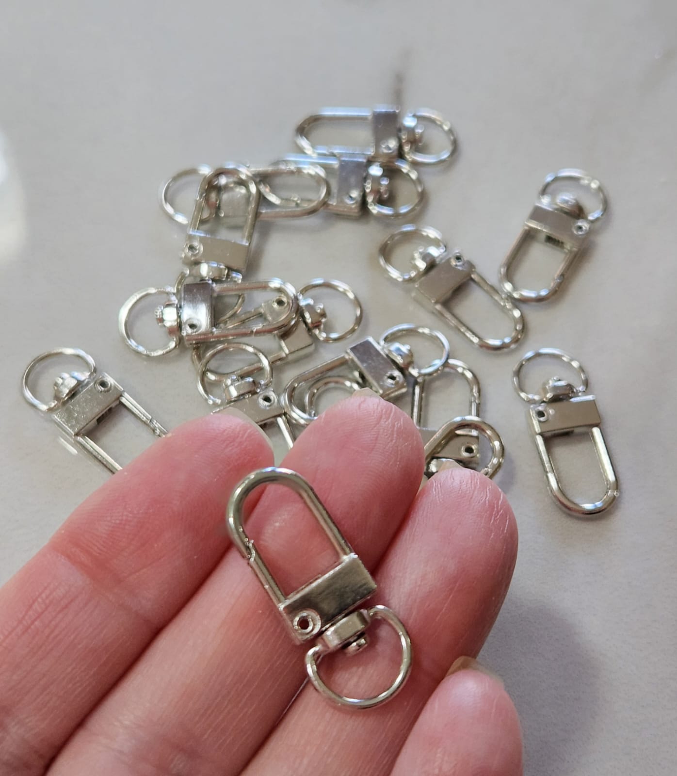 Mosquetones de metal reforzados 10u para llaveros y straps etc