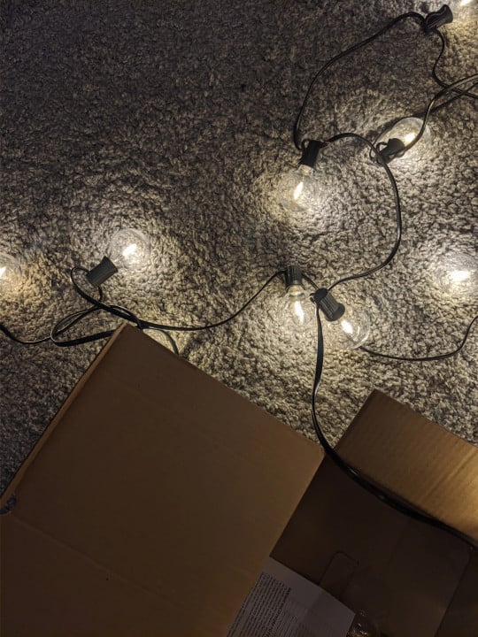 Vedenpitävät valoketjut puutarhaan photo review