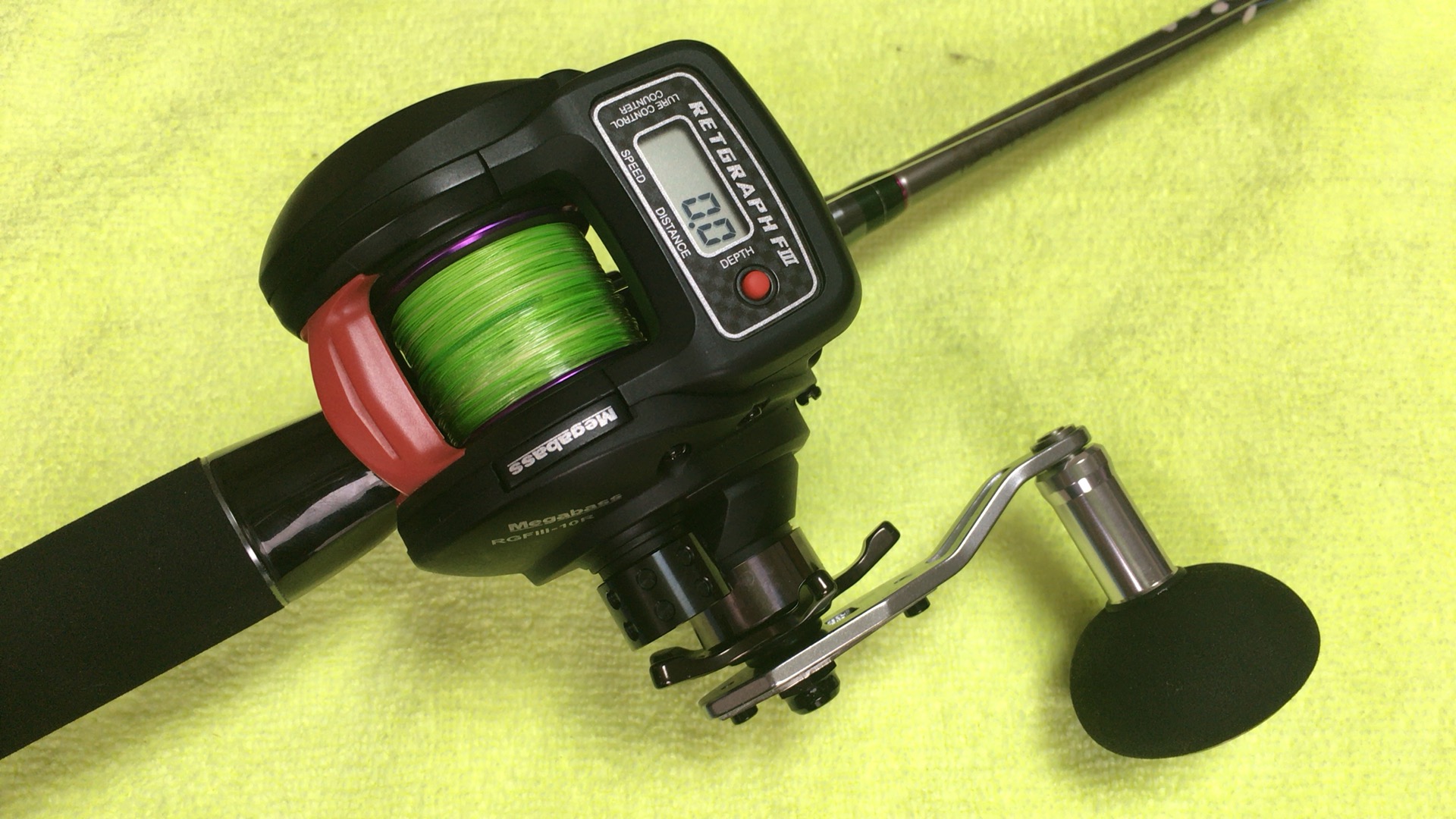 メガバス リトグラフ RG15R デジタルデプスメーター付きベイトリール