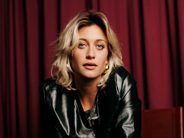 Julia Ragnarsson - Biography, Height & Life Story | Super Stars Bio