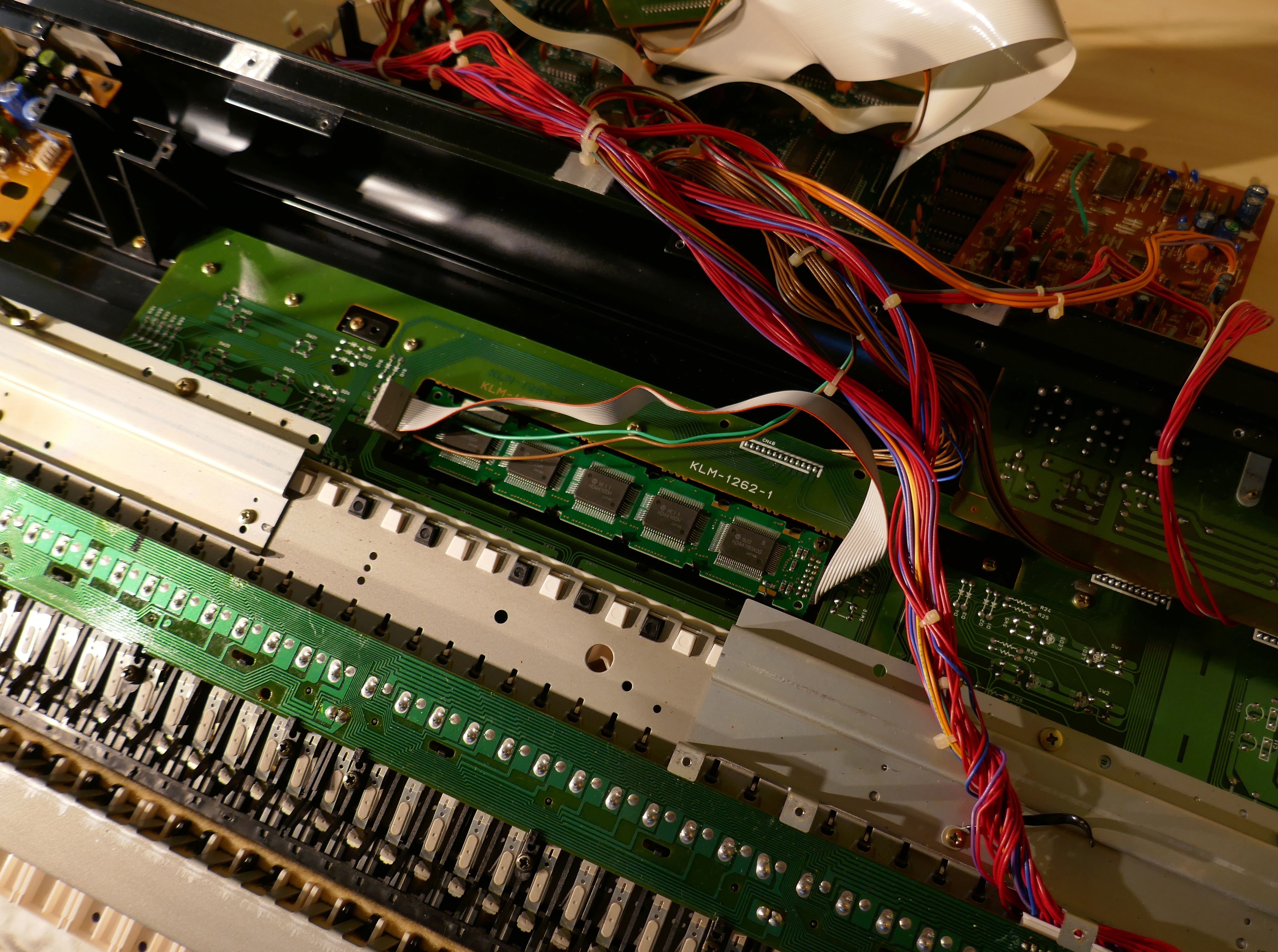 Korg M1 OLED Display – Super Synth Projects