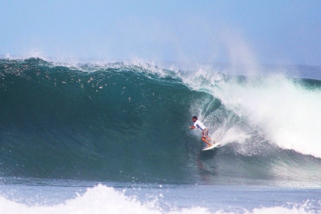 Jason Torres fitting nicely on this Roca grinder