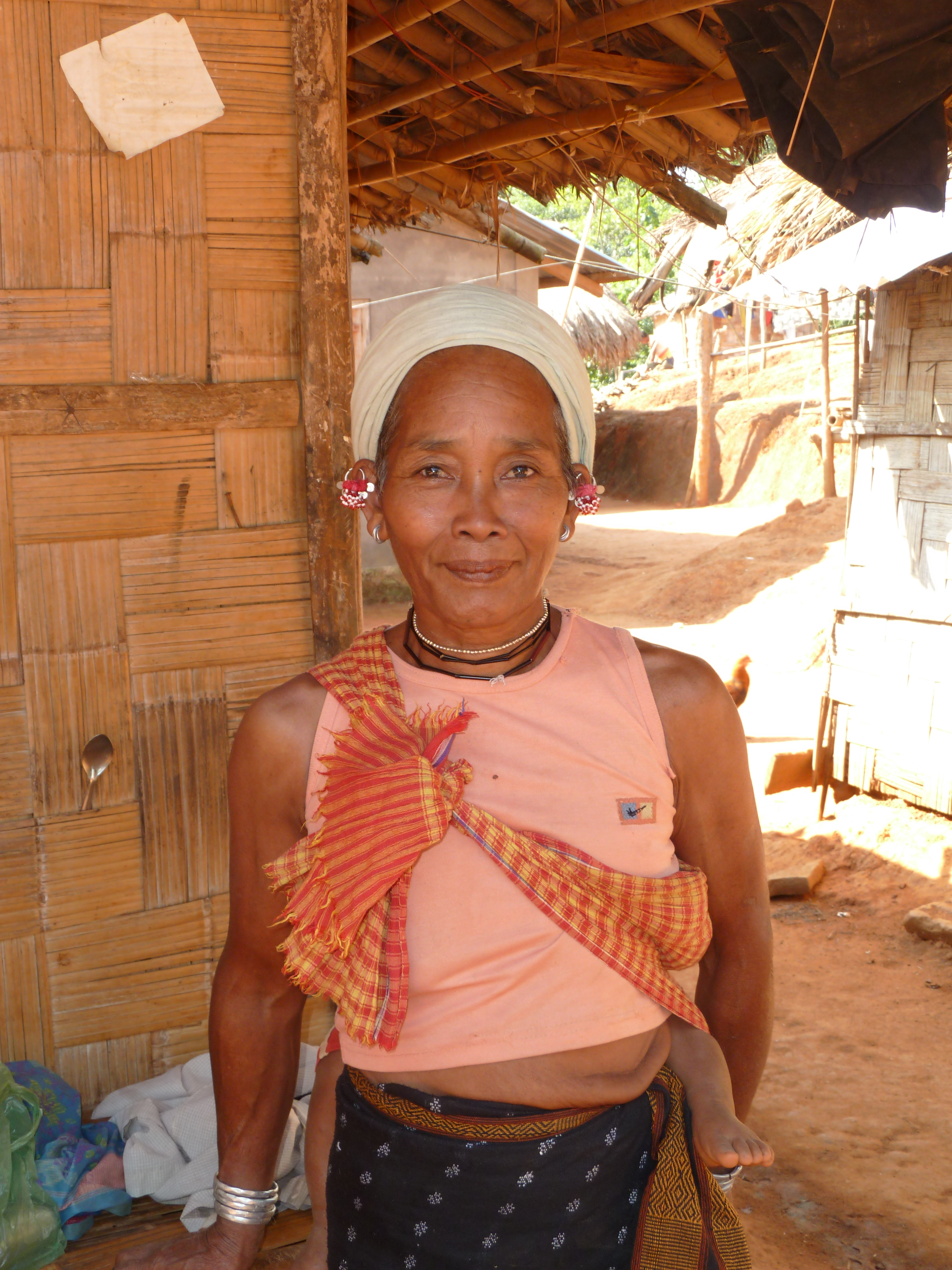 Rencontre dans un village garo