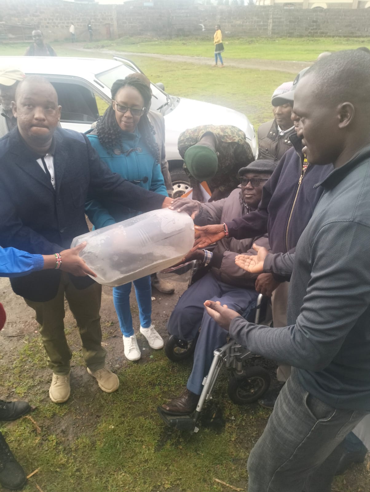 Ward Admin Gitonga Kinyanjui at the fingerling distribution in Subukia Ward