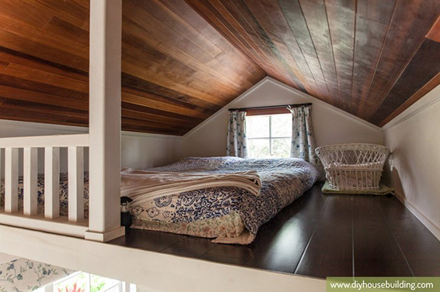 17 Tiny House Bedroom Loft Ideas (Photos)