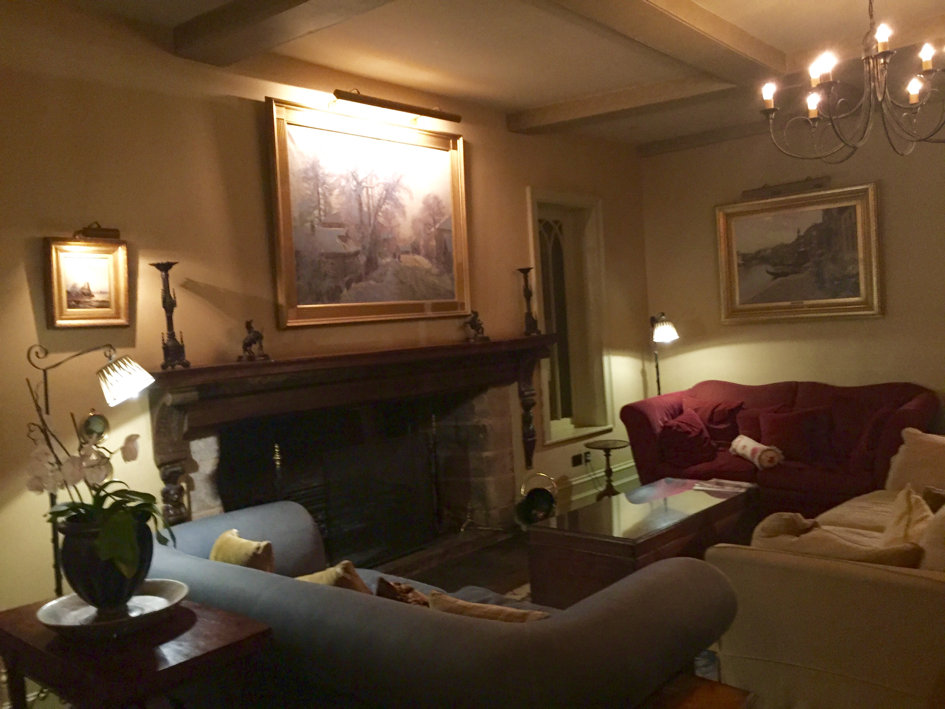 The main lounge area where we were given cocktails