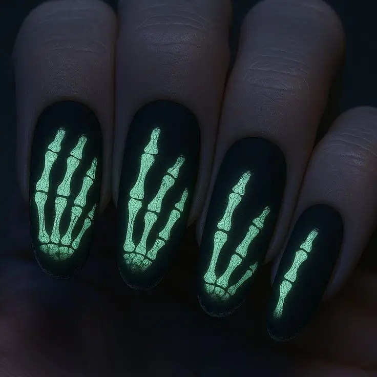 Glow-in-the-Dark Mani