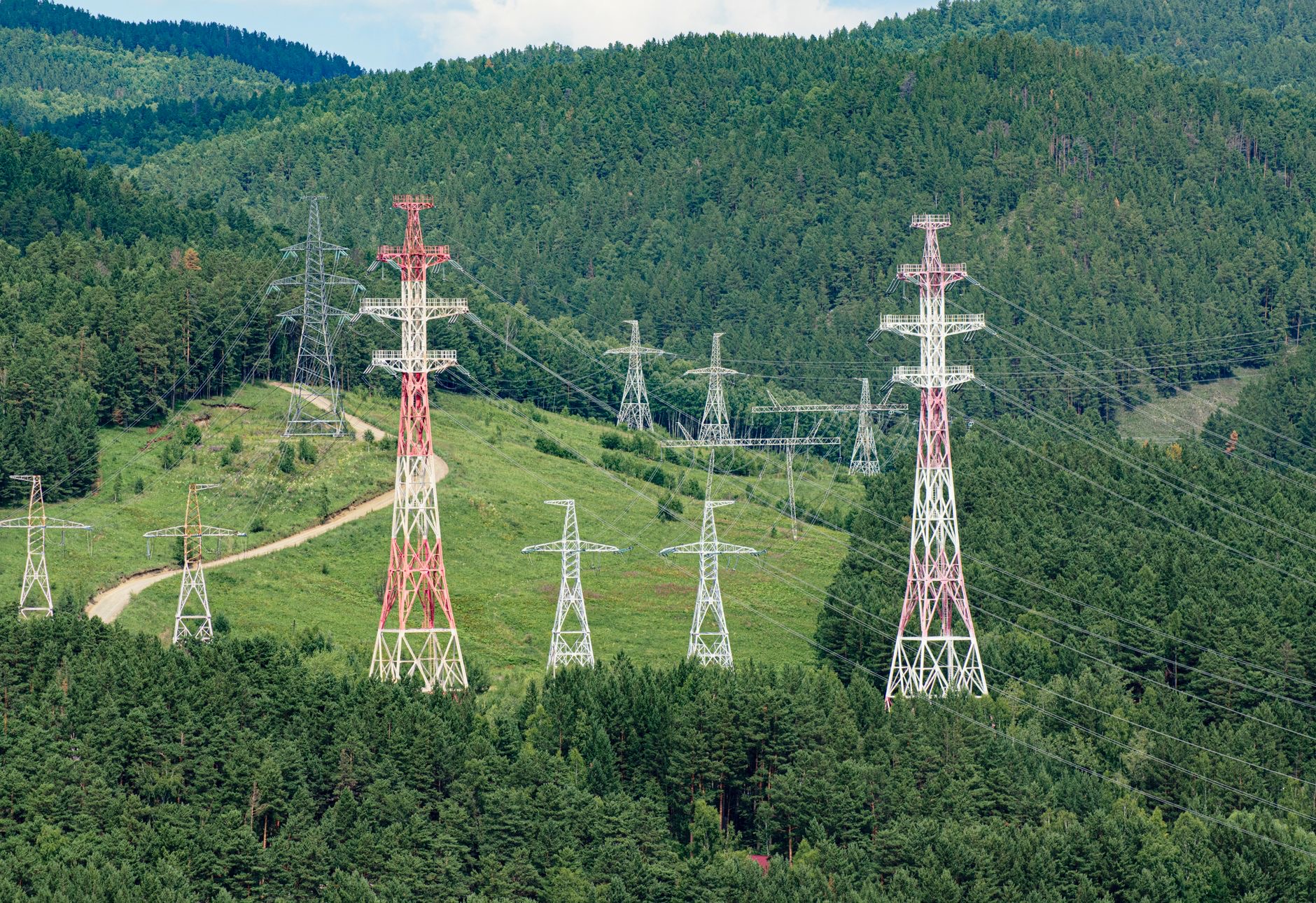 Energy Becomes Central Fault Line in Ukraine Peace Talks as U.S. Watches Negotiations Closely 3 A wide view of Ukraine energy infrastructure as diplomats discuss the role of energy in peace negotiations.